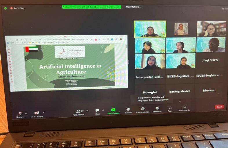 مشروع بحثي لـ 3 طالبات من جامعة زايد يحصد الجائزة الثانية في المؤتمر الدولي حول الاستدامة والبيئة في الصين