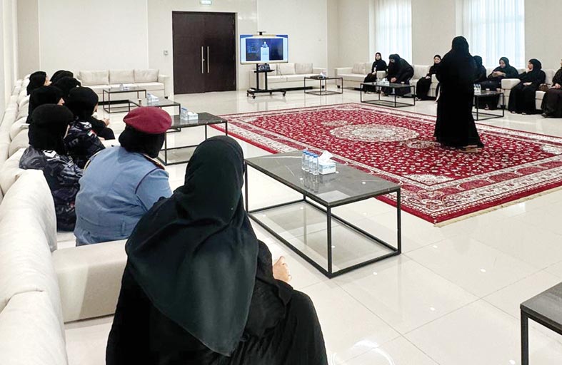 مجلس ضاحية السيوح يواصل فعالياته التي نظمها الشرطة المجتمعية بمحاضرة بعنوان (كوني واعية)