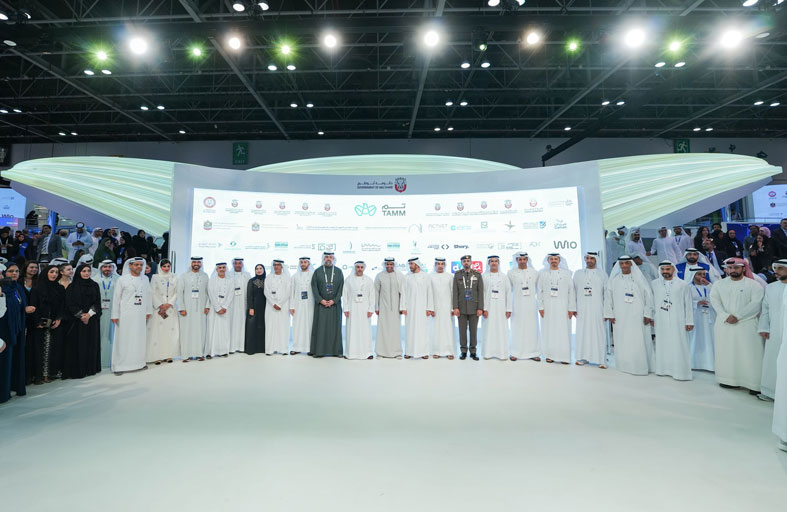 جمارك أبوظبي تعرض حلول الذكاء الاصطناعي التوليدي الداعمة لعملياتها خلال جيتكس