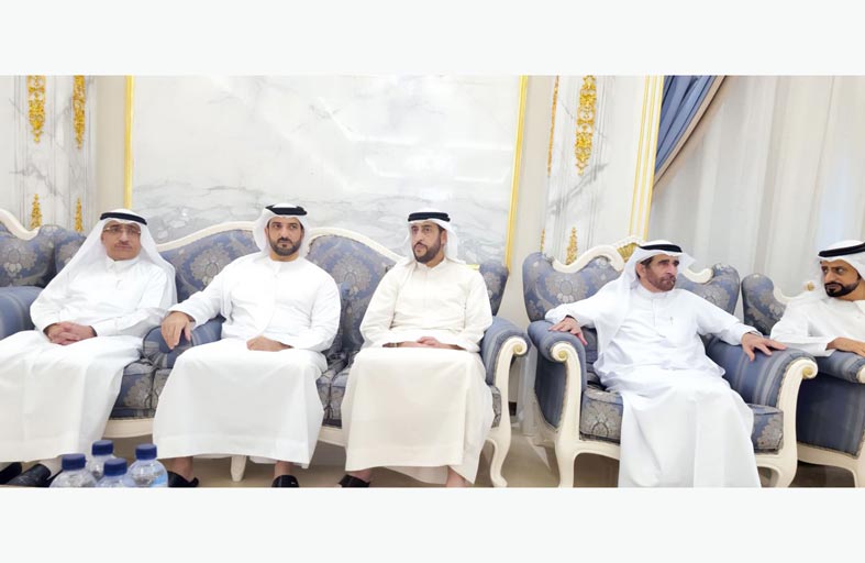 سلطان بن أحمد القاسمي يعزي في وفاة الشيخة نوره بنت سعيد القاسمي