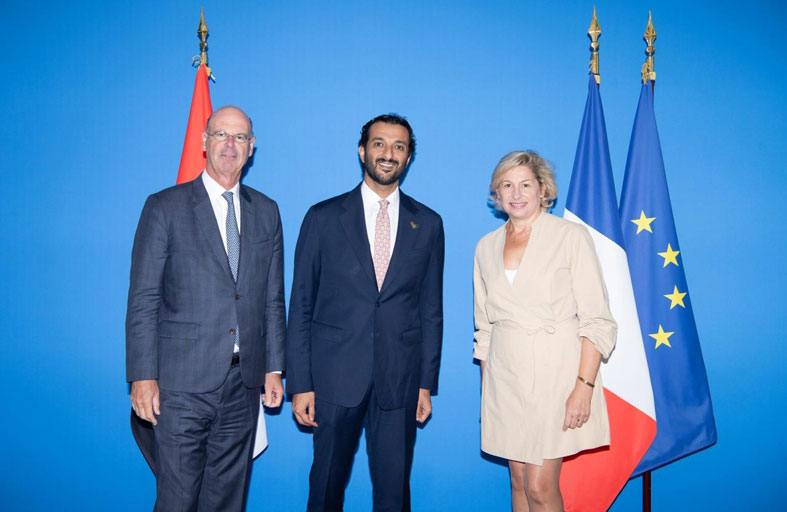 «بن طوق» يبحث فرص تنمية الشراكة الاقتصادية وتعزيز التعاون والاستثمار السياحي بين الإمارات وفرنسا 