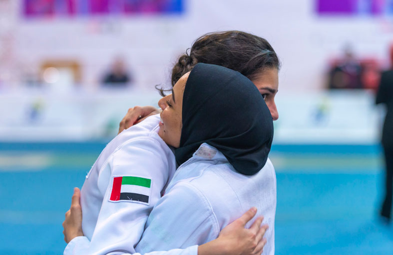 5 ميداليات ملونة من نصيب صاحبات الضيافة في مسابقة المبارزة فردي