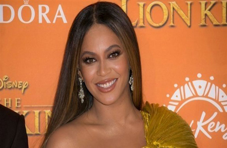 تسريب صورة لبيونسيه دون فوتوشوب