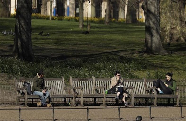 التباعد الاجتماعي سبب تدهور الصحة العقلية للكنديين