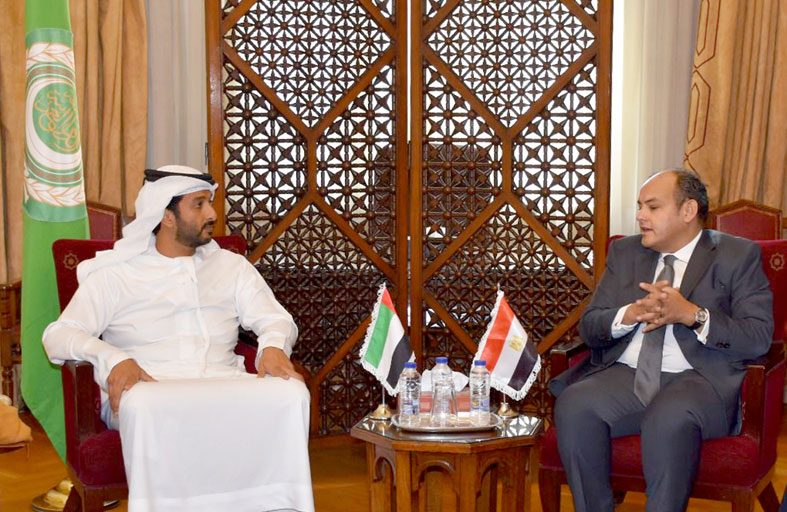 الإمارات ومصر تبحثان تدشين مسارات جديدة للتبادل التجاري والتعاون الاقتصادي في قطاعات التكنولوجيا المالية واللوجستيات 