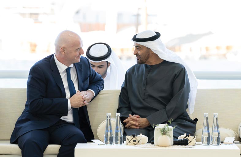 رئيس الدولة يؤكد أهمية المنافسات الرياضية العالمية في تحقيق التقارب والتعارف بين شباب العالم  