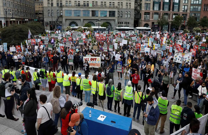 «سياسة العسكرة».. قبضة ترامب الأمنية تنذر بإشعال فوضى في أمريكا