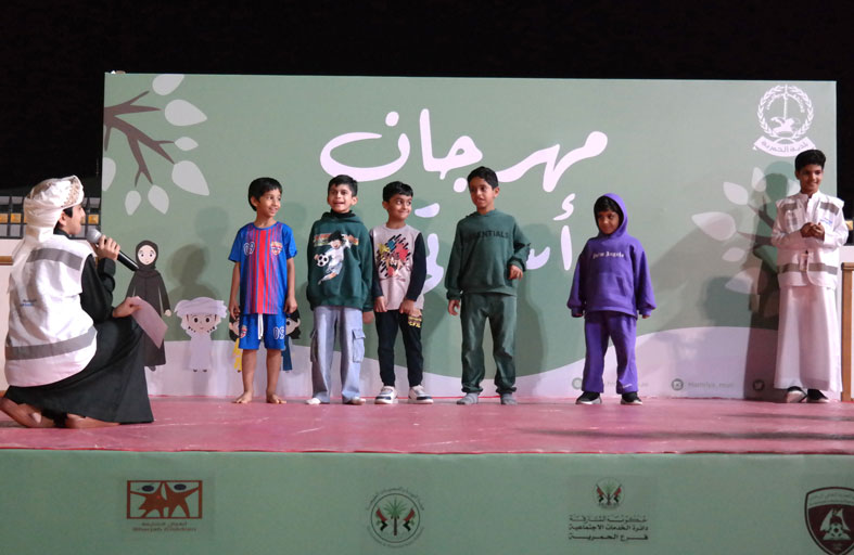 انطلاقة فعاليات مهرجان أسرتي بالحمرية بمجموعة واسعة من الفعاليات 