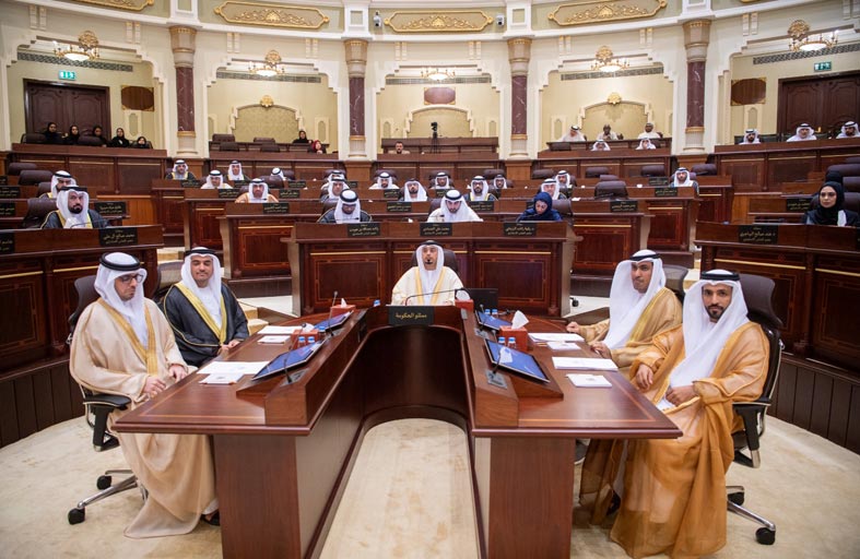 استشاري الشارقة يناقش سياسة هيئة الإمارة للثروة السمكية ويدعو إلى الاستزراع السمكي وتحقيق الأمن الغذائي