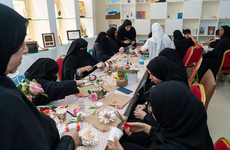 عجمان .. برامج وأنشطة مجتمعية تعزز قيم التعاون والعطاء