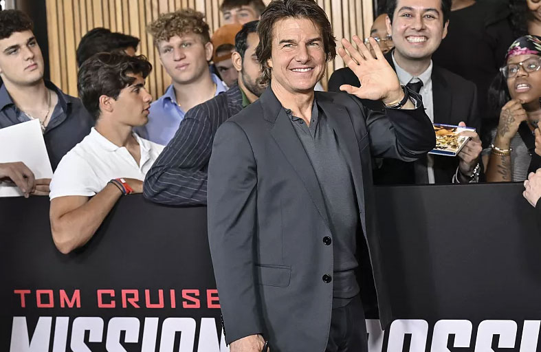 ميشن إمباسبل يتصدر شباك التذاكر 