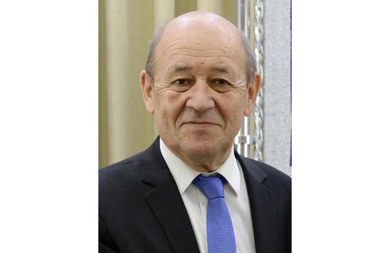  فرنسا تحذر روسيا من استخدام أسلحة كيماوية 