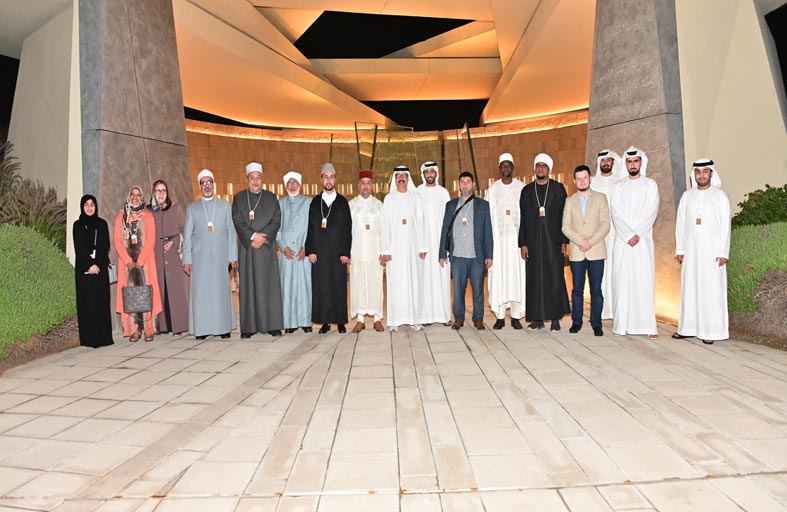 العلماء ضيوف رئيس الدولة: واحة الكرامة رمز وطني للأجيال