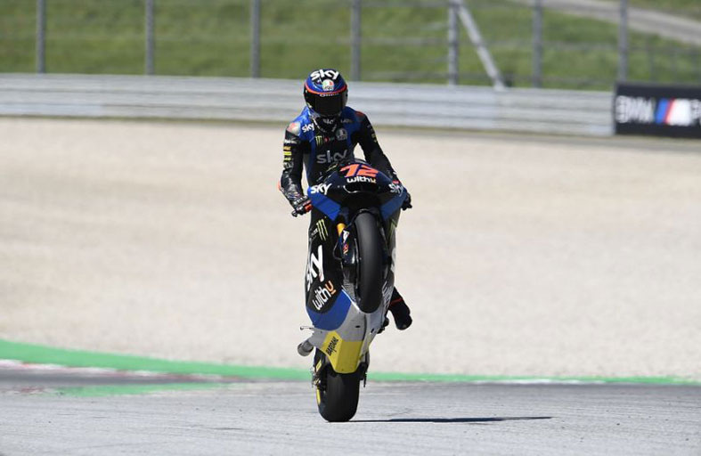 خروج مارتن عن المسار يمنح بيزيكي فوزا أول في موتو 2 