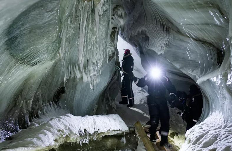 مياه و أسراب فريدة في أنتاركتيكا.. ماذا وجد العلماء؟