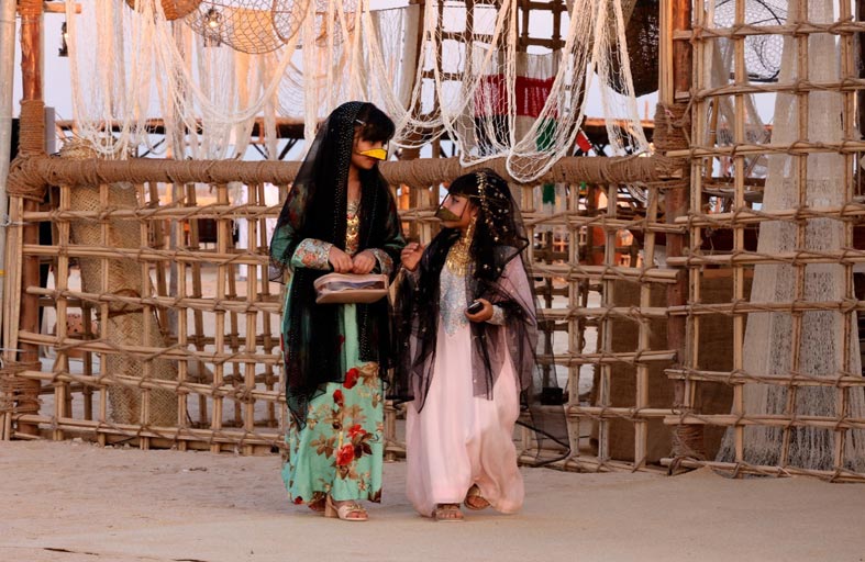 مهرجان سباق دلما يسلط الضوء على الحرف اليدوية التراثية