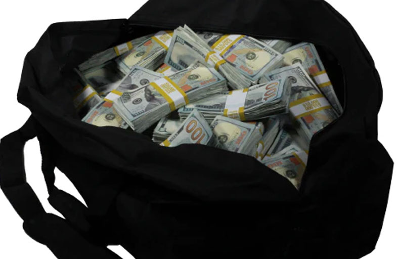 سيدة تفقد 100 ألف دولار في سوق الخضار