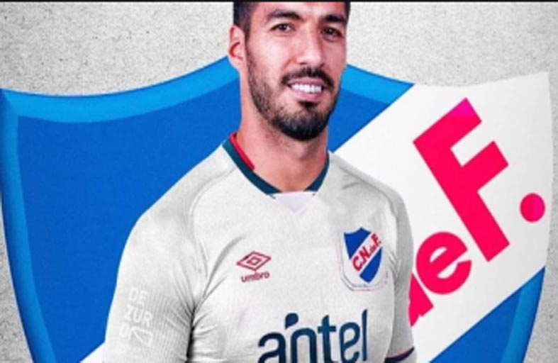 بعد 17 عاماً.. سواريز يحن إلى الماضي