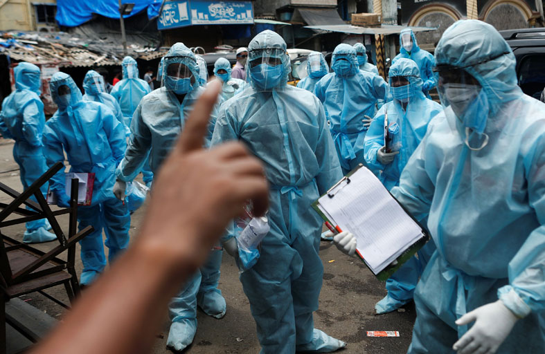 قلق من نقص الأسرّة وسط تفشي كوفيد-19 في الهند 