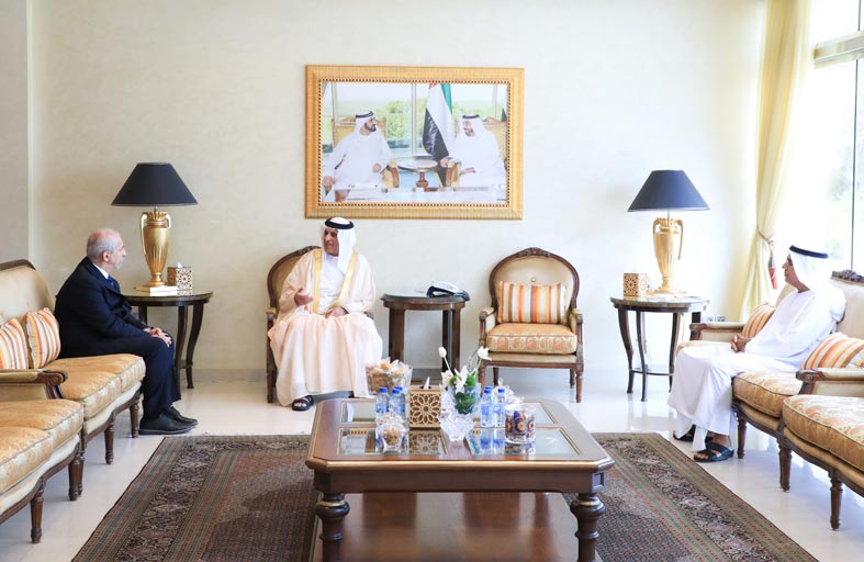 حاكم رأس الخيمة يستقبل سفير رومانيا