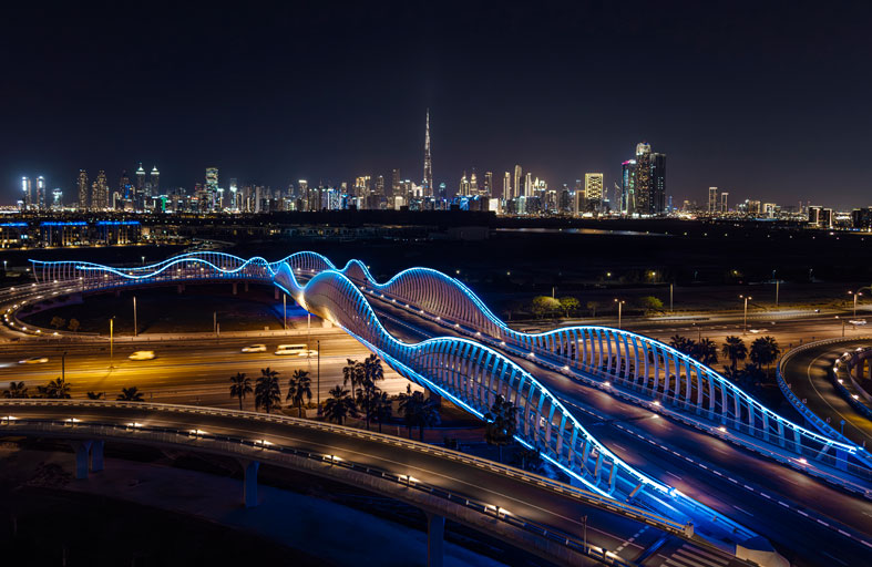 دبي تسجل رقماً قياسياً جديداً باستقبالها 9.88 مليون زائر دولي خلال النصف الأول