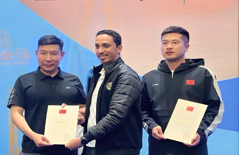 «الإمارات العالمية للقدرة» تنقل تجربتها الرائدة في إدارة السباقات إلى الصين