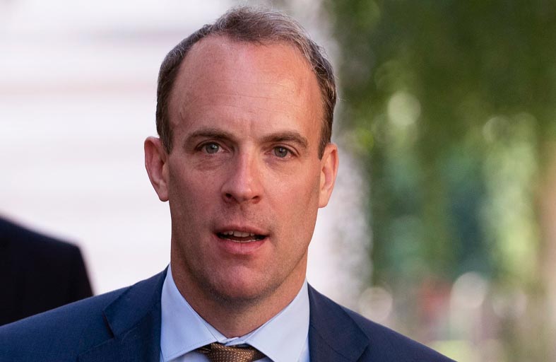 بريطانيا تنصح بتجنب السفر غير الضروري  