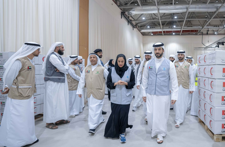 سلطان بن أحمد القاسمي يشارك في حملة «تراحم من أجل غزة» في البيت متوحد بالشارقة 