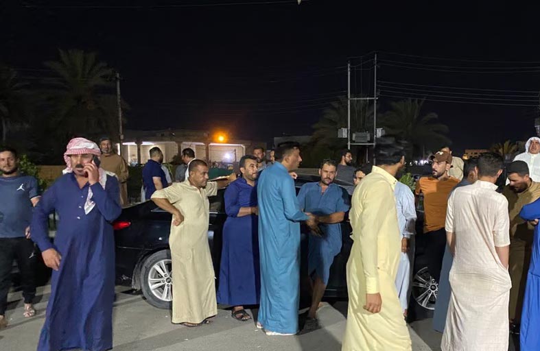 يقتل ابنته وزوجته وأبويها