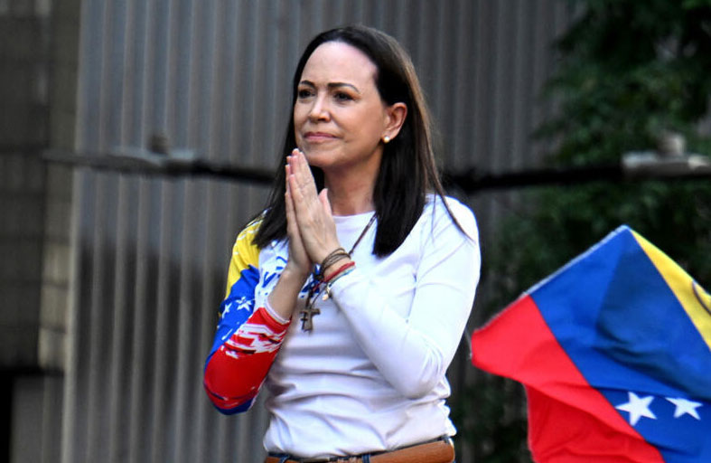 الهروب الكبير.. هل كتبت ماتشادو سقوط مادورو من أوسلو؟