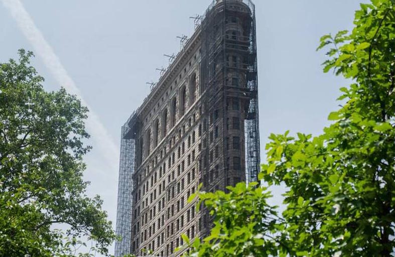 مبنى فلاتيرون الشهير في مزاد بـ161 مليون دولار 