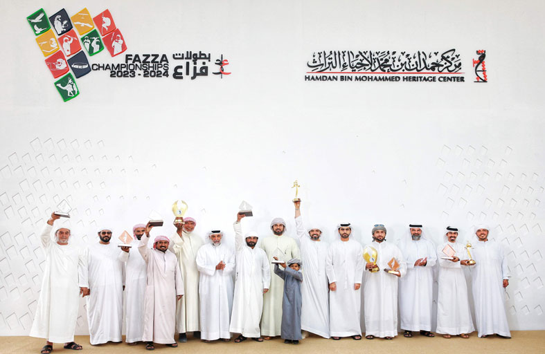 «الحر» و «شاهين» يقدمان أقوى المستويات في بطولة فزاع للصيد بالصقور