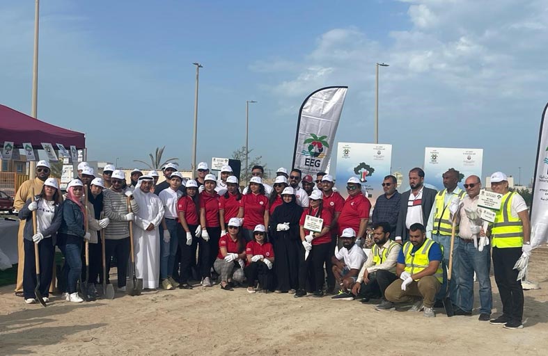 بلدية مدينة أبوظبي تشارك مجموعة عمل الإمارات للبيئة في زراعة 500 شتلة متنوعة بالسمحة