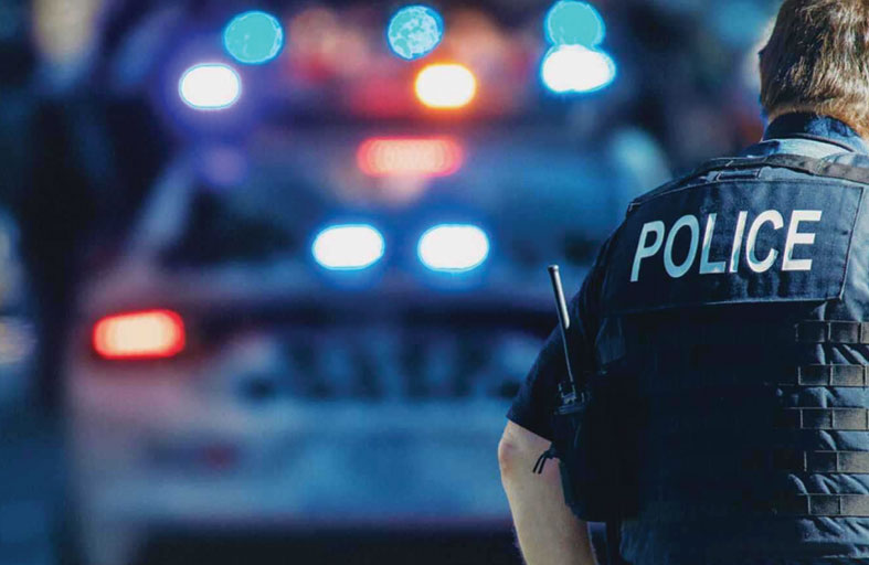 يقتل 3 من زملائه بالعمل ثم ينتحر 