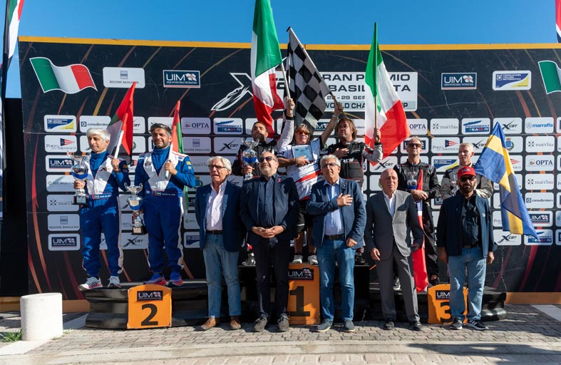 الفجيرة 96 والفيكتوري 7 بطل ووصيف جائزة باسيليكاتا -اكس كات