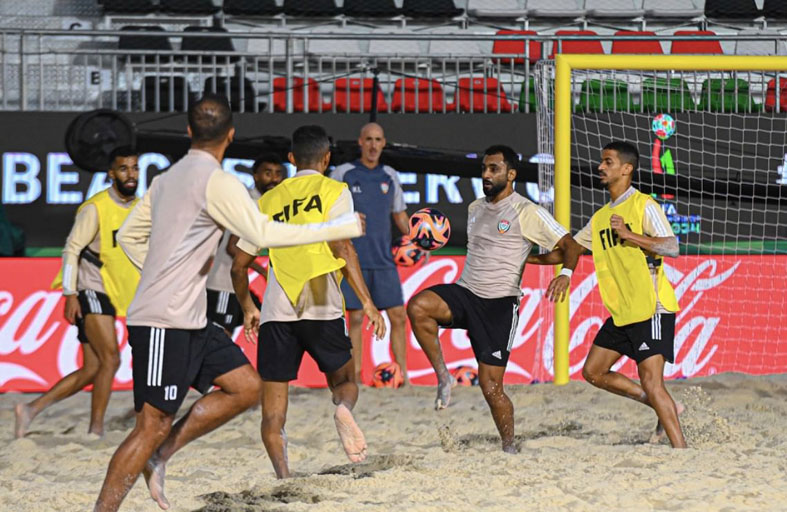 منتخب الإمارات يتصدّر المشاركات العربية بـ «مونديال الشاطئية»