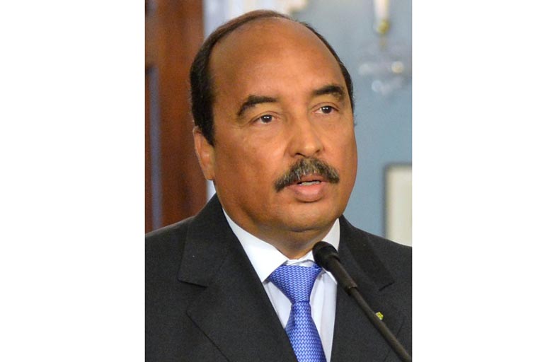 إحالة رئيس موريتانيا السابق إلى القضاء وسط «جدل قانوني»