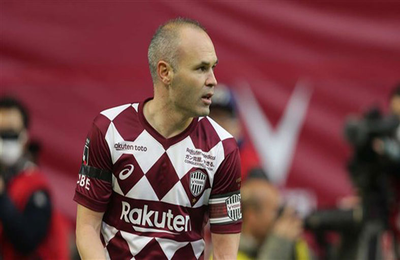 هذا ما قاله إنييستا بحق  فان غال وغوارديولا