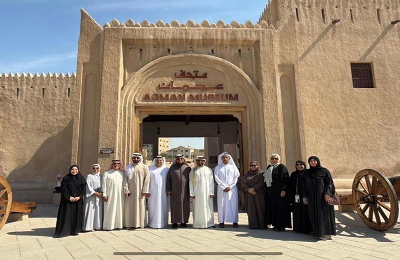 جمعية التراث العمراني تزور المنطقة التراثية بعجمان وتغرس أشجاراً محلية