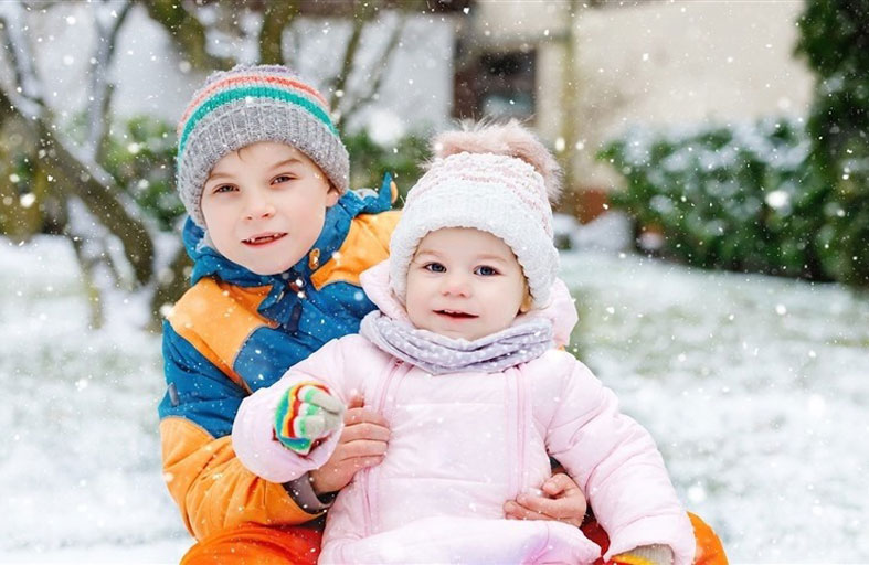 نصائح مفيدة لتدفئة الطفل خارج المنزل