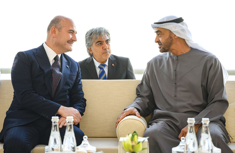 رئيس الدولة يستقبل وزير الداخلية التركي 