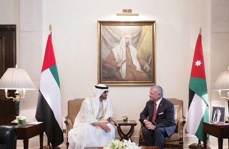 رئيس الدولة وملك الأردن يؤكدان على التنسيق لخدمة القضايا العربية وتعزيز أمن المنطقة واستقرارها 