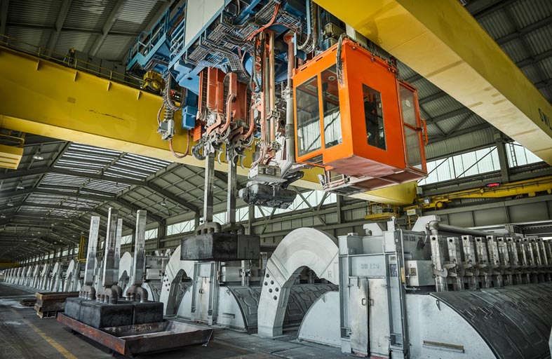 الإمارات للألمنيوم تكمل عمليات تجديد رئيسية لخط الإنتاج 3 في الطويلة