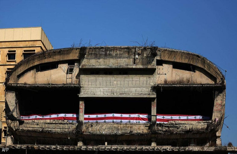 الأزمة الطاحنة تعمق محنة صناعة الفن في لبنان