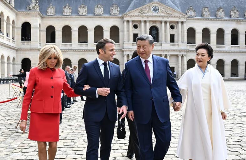 ترامب وبوتين يدفعان فرنسا والصين للتقارب