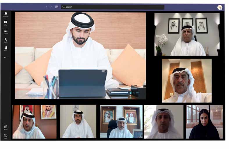 منصور بن محمد.. الرياضة قطاع أساسي في حركة المجتمع 