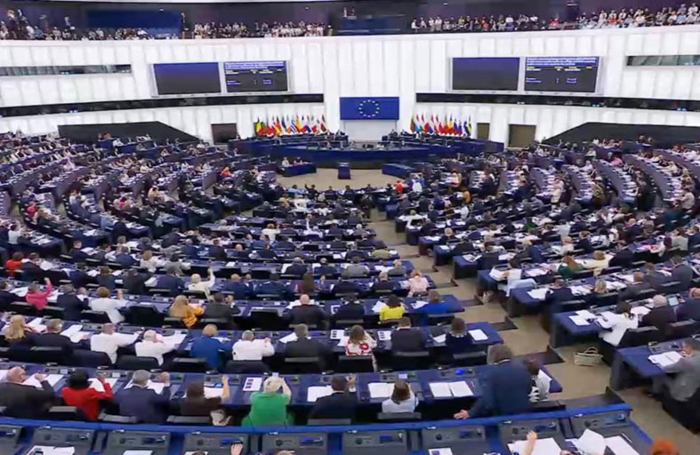 اللجنة الوطنية لمواجهة غسل الأموال تشيد بإقرار البرلمان الأوروبي بكفاءة منظومة الإمارات الوطنية