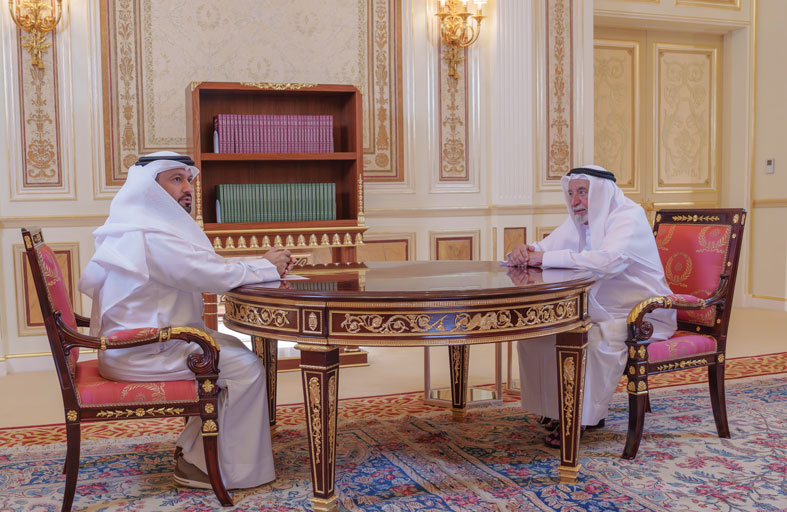 حاكم الشارقة: مجمع التواريخ يجمع وثائق إنجليزية وهولندية وفرنسية وعثمانية وبرتغالية توثق تاريخ المنطقة بين 1622م و1810م