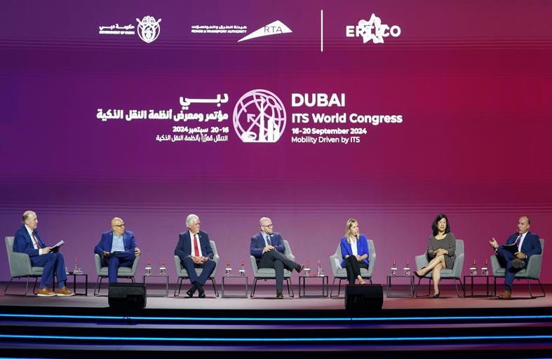 المؤتمر العالمي لأنظمة النقل الذكية يستعرض أمان تقنيات المركبات الآلية