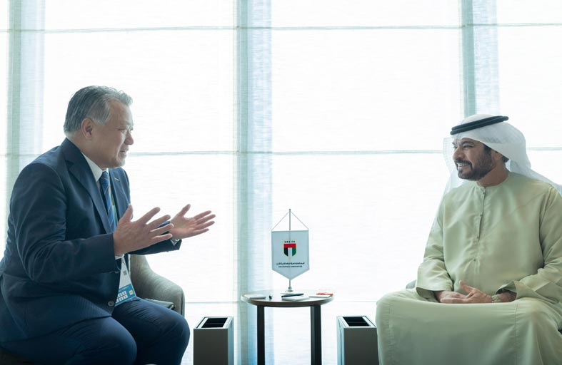 حمدان بن مبارك ورئيس الاتحاد الياباني لكرة القدم يتفقان على تجديد اتفاقية التعاون